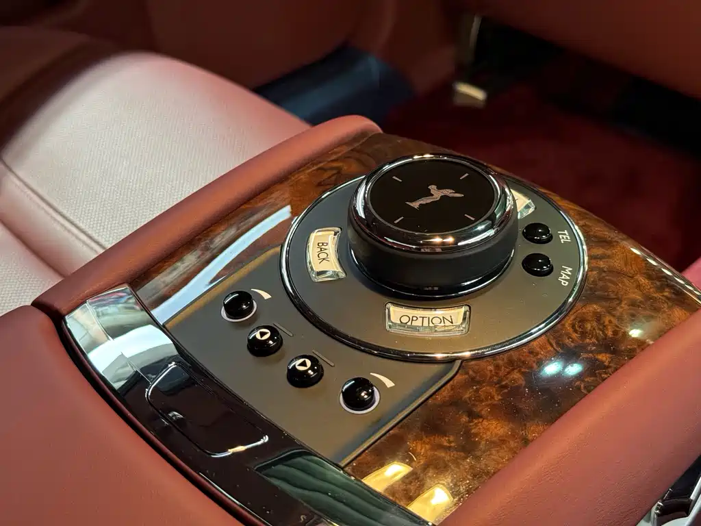 Rolls-Royce Ghost 2015 Series II Extended Wheelbase 2015 - thumbnail 17