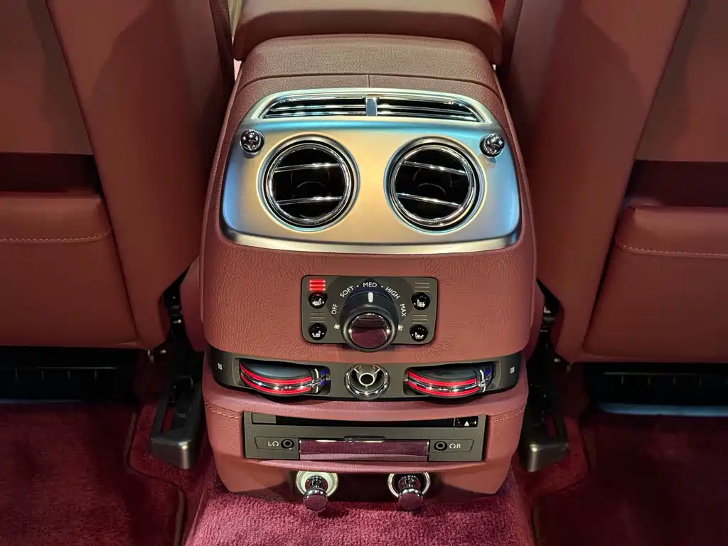 Rolls-Royce Ghost 2015 Series II Extended Wheelbase 2015 - thumbnail 18