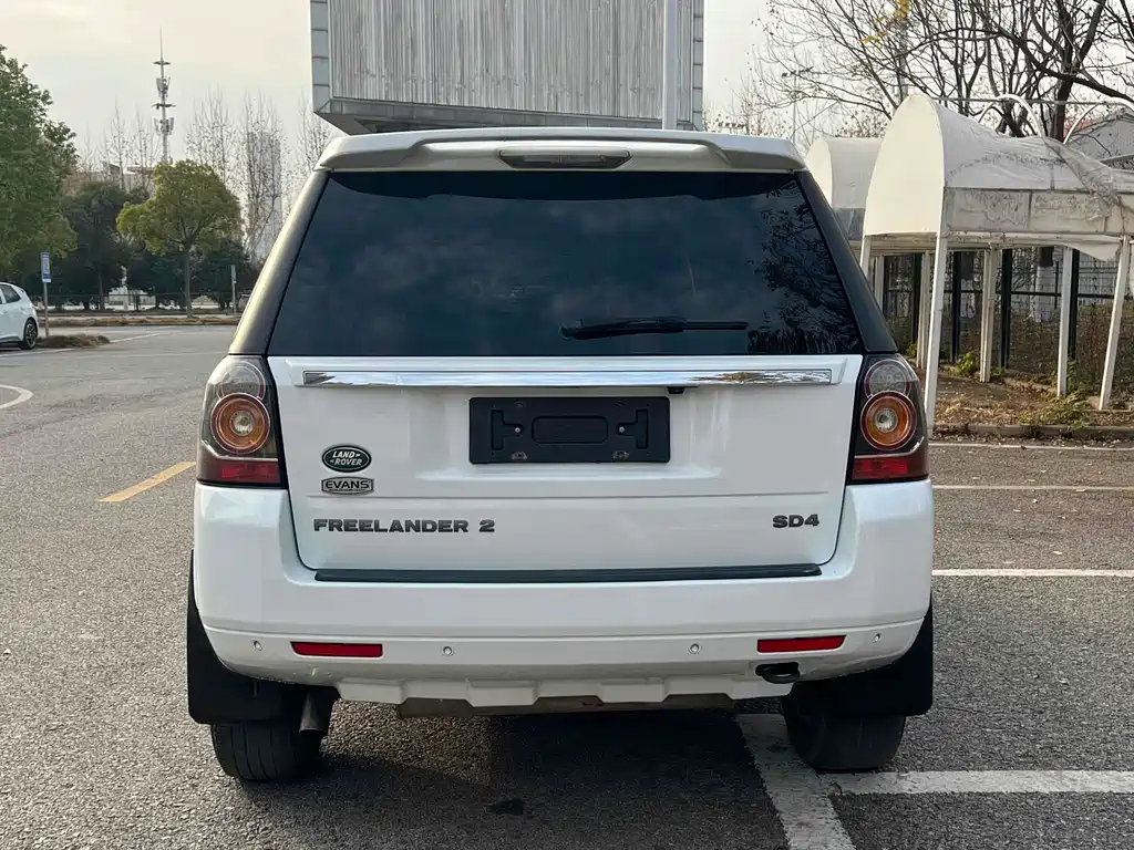 Land Rover Freelander 2 2013 2.2L SD4 SE Diesel 2013 - thumbnail 14
