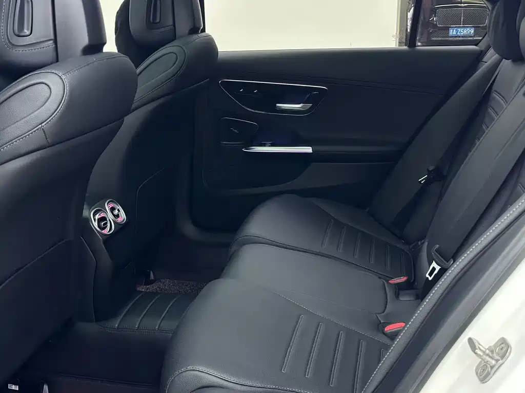 Mercedes-Benz Mercedes-Benz C-Class 2024 Facelift C 260 L Sport Edition 2024 - thumbnail 5