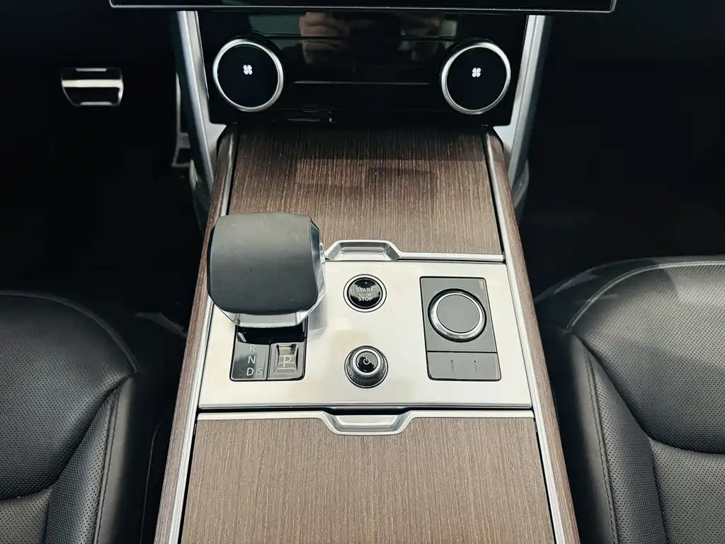 Land Rover Range Rover 2023 3.0 L6 360PS Autobiography 2022 - thumbnail 21