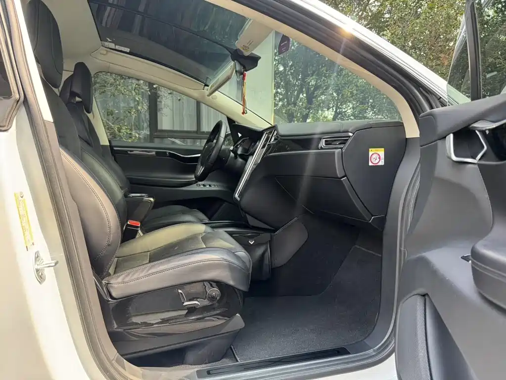 Tesla Model X 2016 Model X 90D 2017 - thumbnail 13