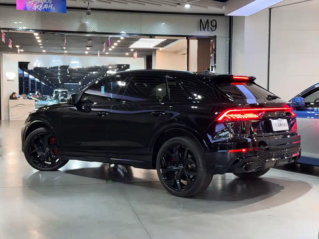 Audi Audi RS Q8 2022 RS Q8 4.0T 2024 - thumbnail 4