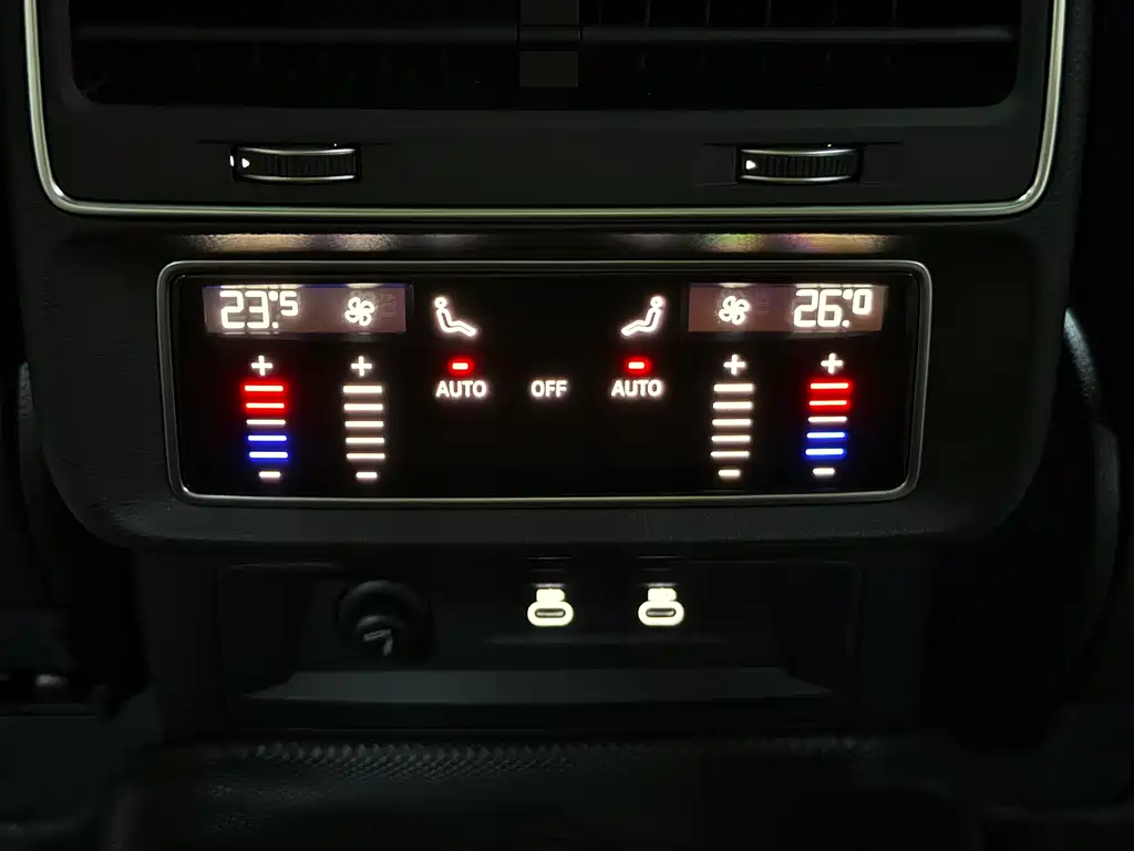 Audi Audi RS Q8 2022 RS Q8 4.0T 2024 - thumbnail 18