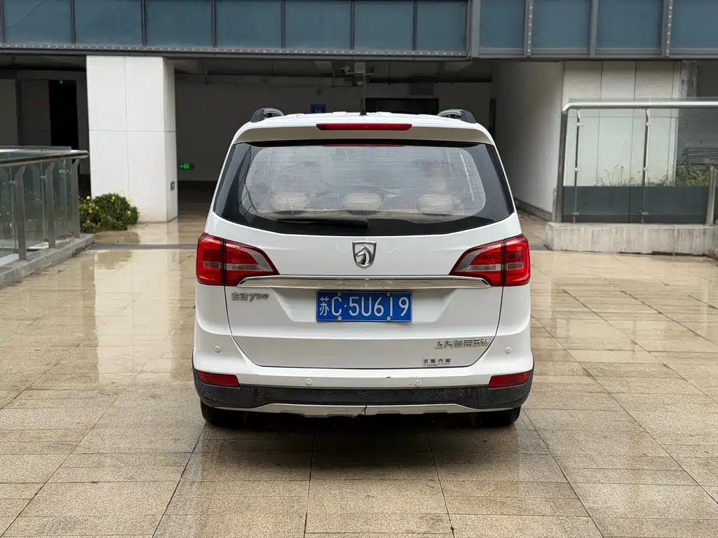 Baojun Baojun 730 2016 1.5L Manual Comfort 7-seater China V 2016 - thumbnail 5