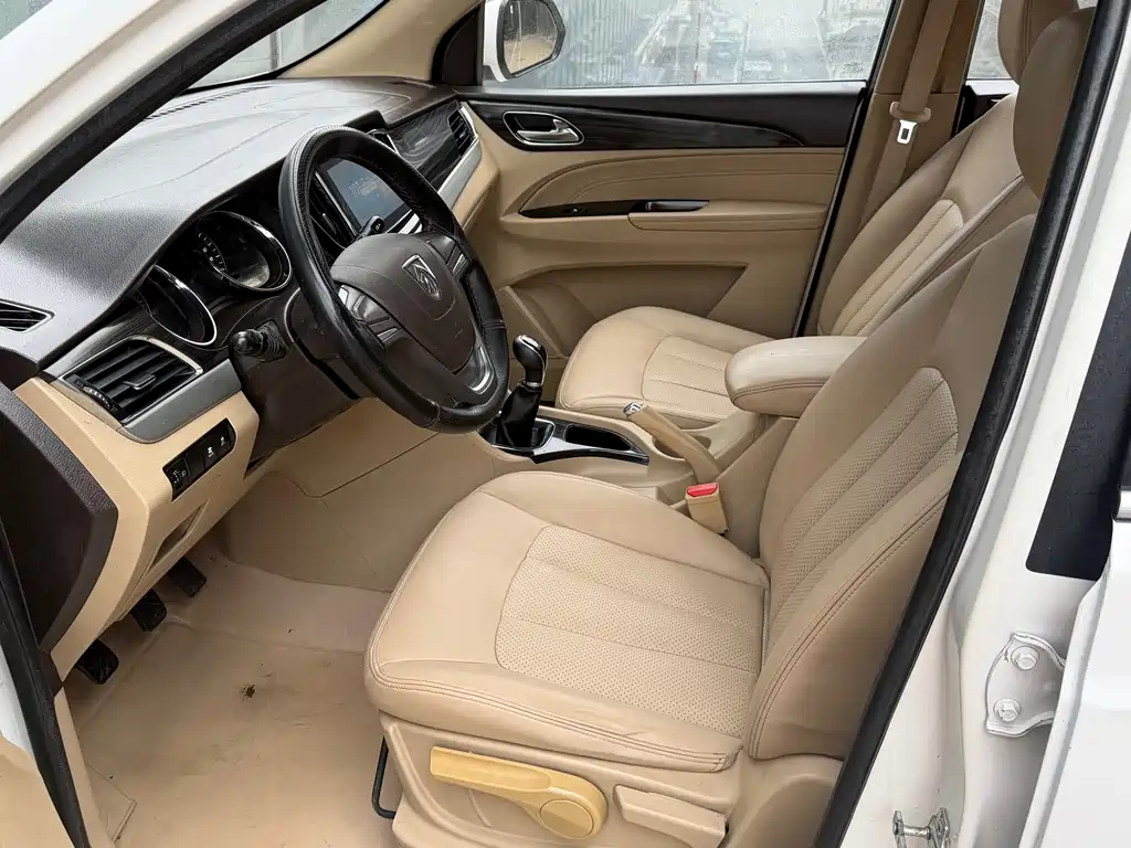 Baojun Baojun 730 2016 1.5L Manual Comfort 7-seater China V 2016 - thumbnail 7