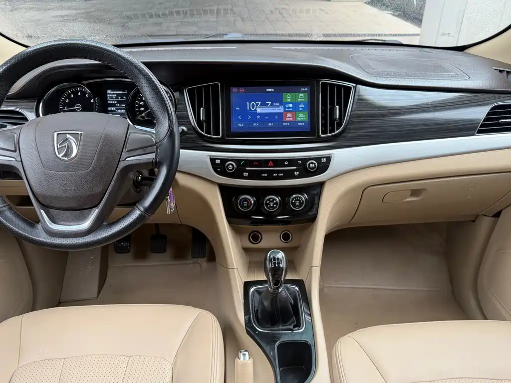 Baojun Baojun 730 2016 1.5L Manual Comfort 7-seater China V 2016 - thumbnail 11
