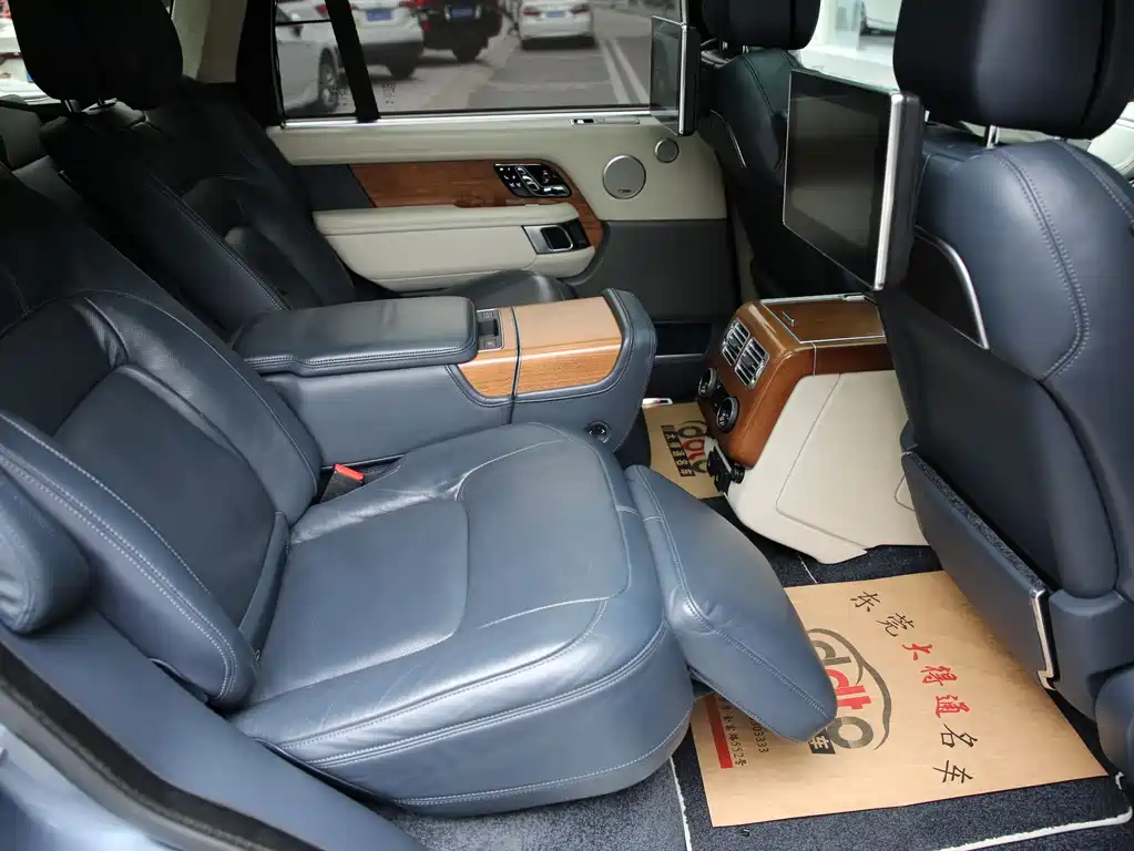 Land Rover Range Rover 2018 5.0 SC V8 AB Autobiography Long Wheelbase 2018 - thumbnail 10