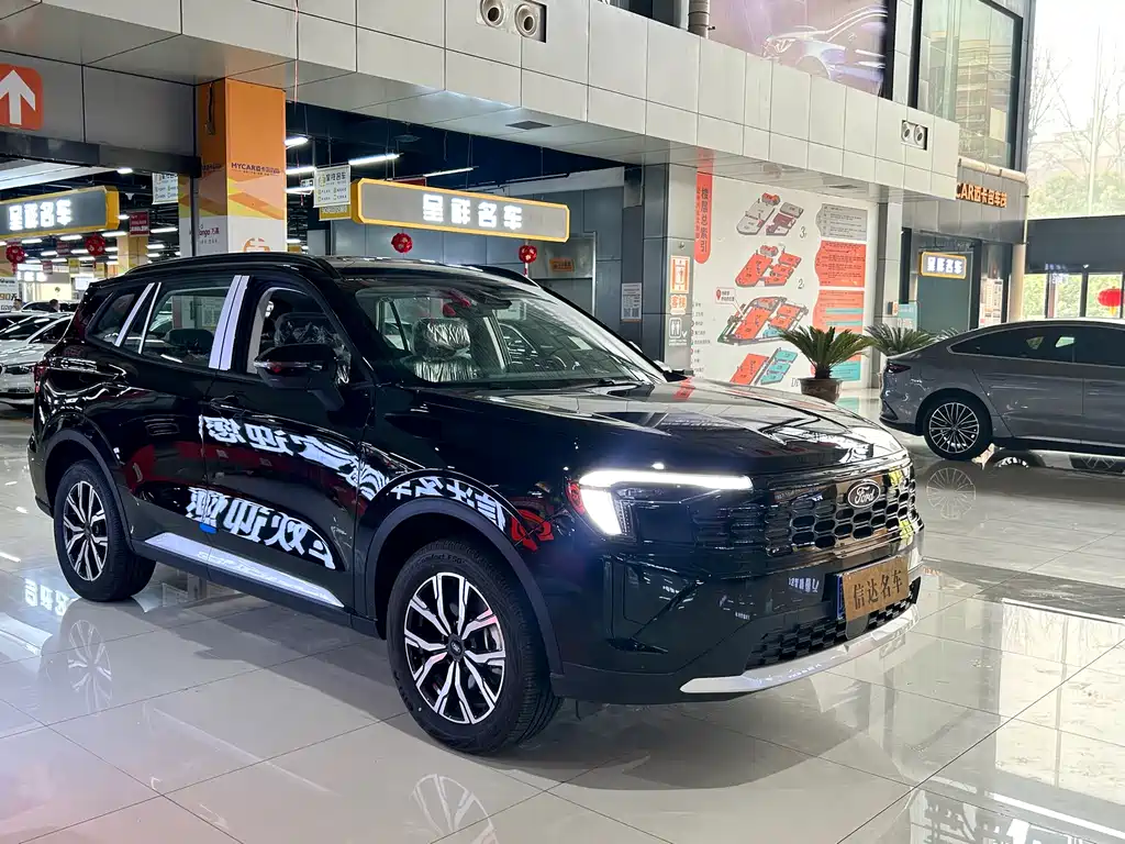 Ford Lingrui 2025 EcoBoost 170 Premium 2026 - thumbnail 3
