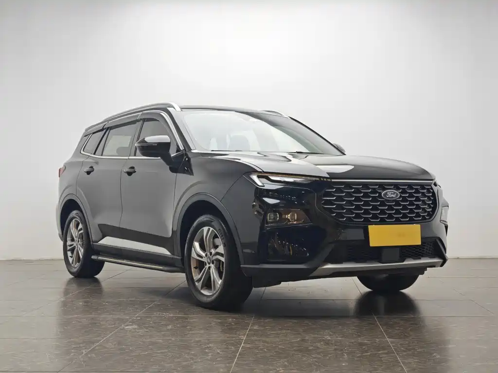 Ford Lingrui 2022 EcoBoost 170 Platinum Edition 2022 - thumbnail 2