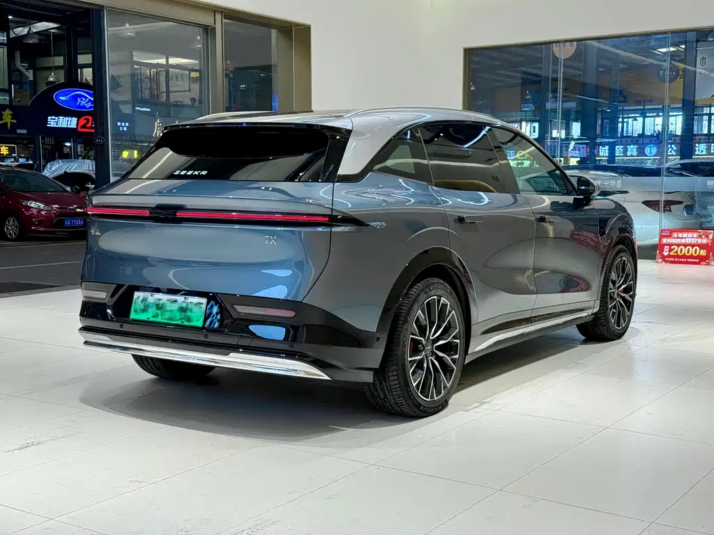 Zeekr Zeekr 7X 2025 Model 100kWh Long Range AWD Intelligent Driving Version 2024 - thumbnail 4
