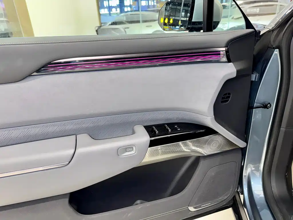 Zeekr Zeekr 7X 2025 Model 100kWh Long Range AWD Intelligent Driving Version 2024 - thumbnail 8