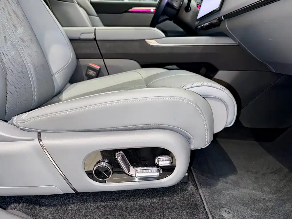 Zeekr Zeekr 7X 2025 Model 100kWh Long Range AWD Intelligent Driving Version 2024 - thumbnail 17