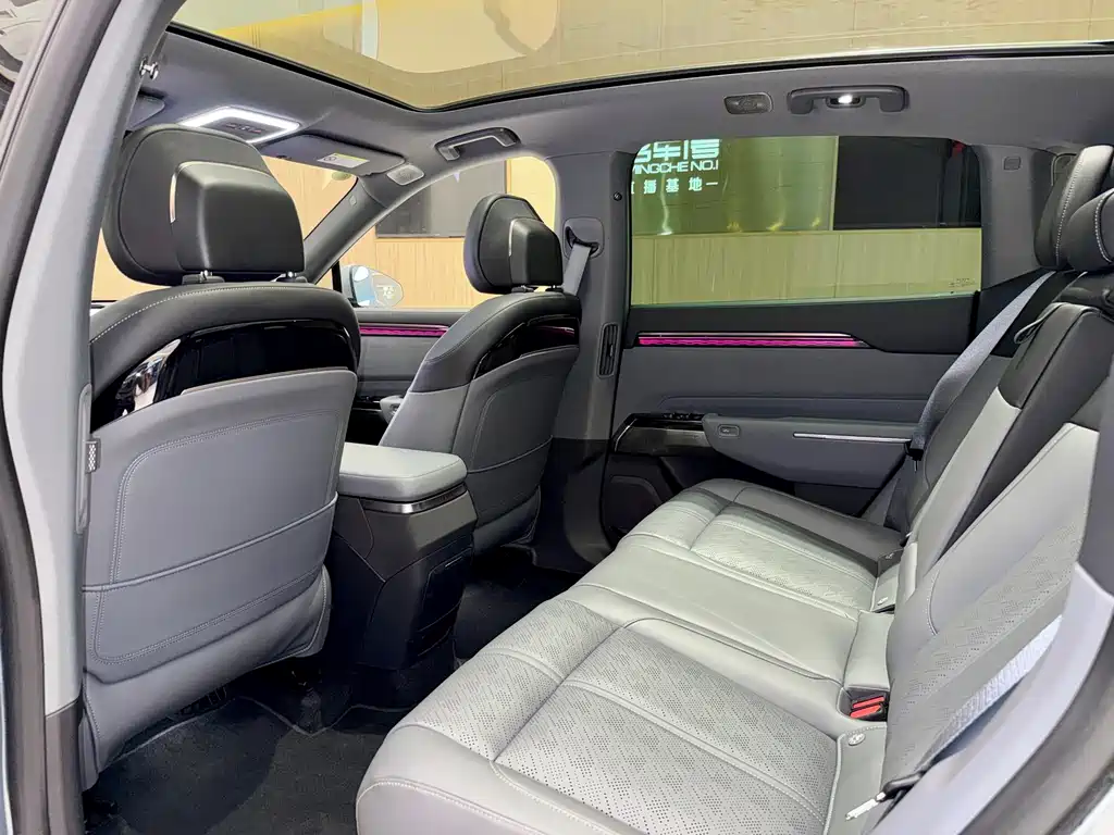 Zeekr Zeekr 7X 2025 Model 100kWh Long Range AWD Intelligent Driving Version 2024 - thumbnail 18