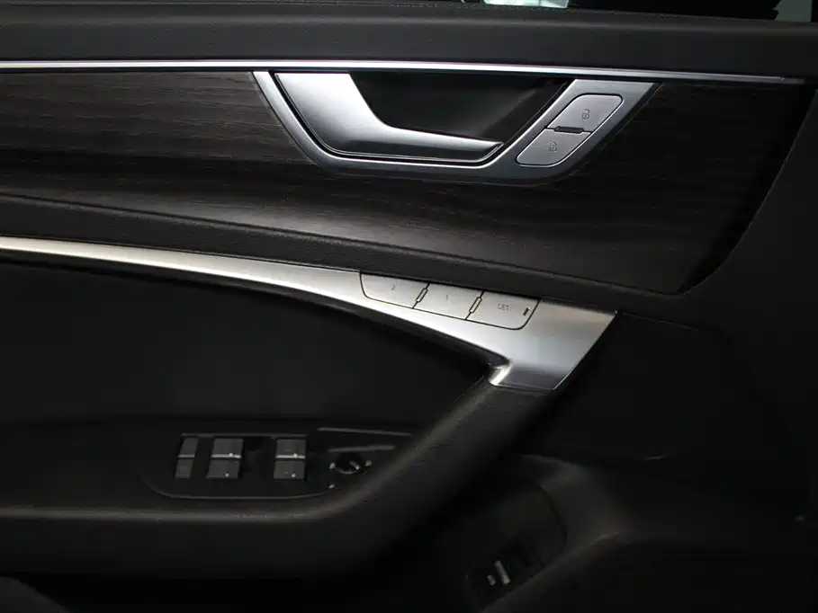 Audi Audi A6L 2024 45 TFSI quattro Premium Dynamic Edition 2024 - thumbnail 13