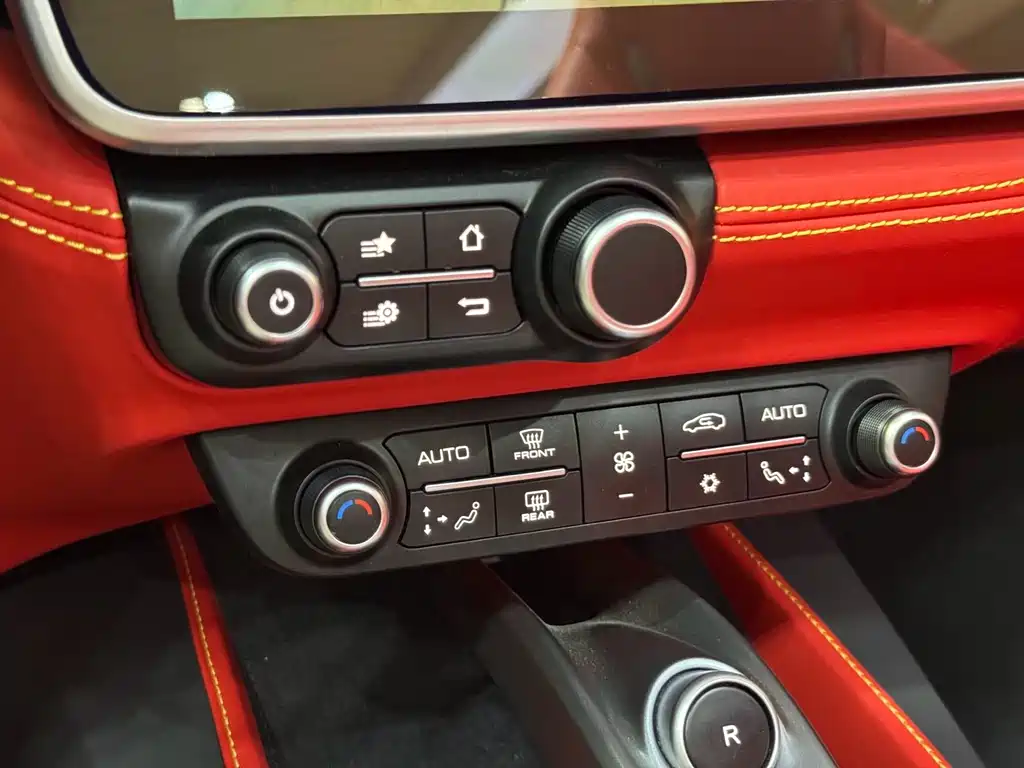 Ferrari Ferrari Portofino 2018 3.9T 2019 - thumbnail 12