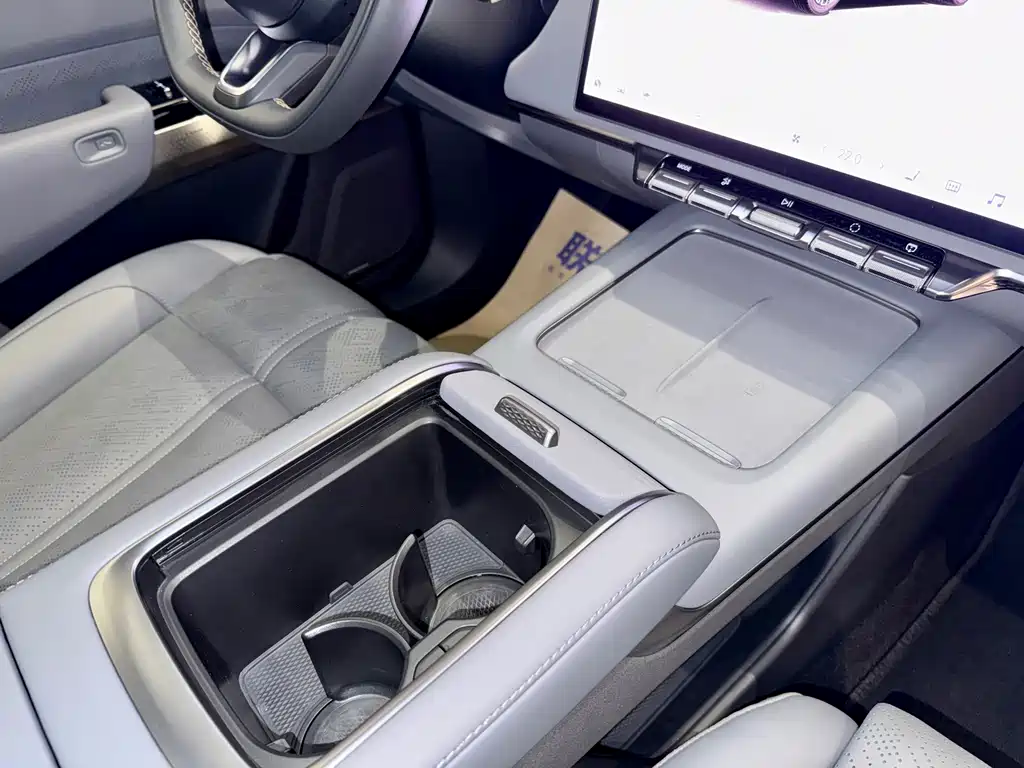 Zeekr Zeekr 7X 2025 Model 75kWh Rear-Wheel Drive Intelligent Driving Version 2024 - thumbnail 15