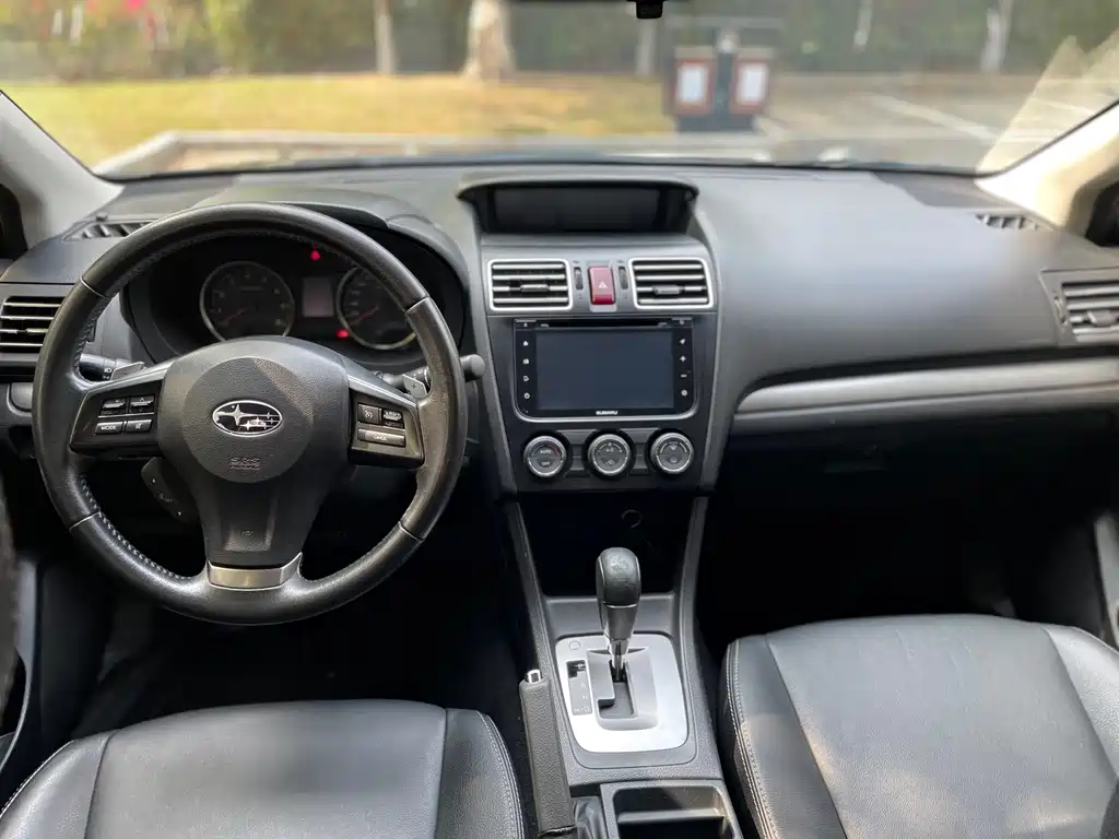 Subaru Subaru XV 2014 2.0i Luxury Edition 2014 - thumbnail 13