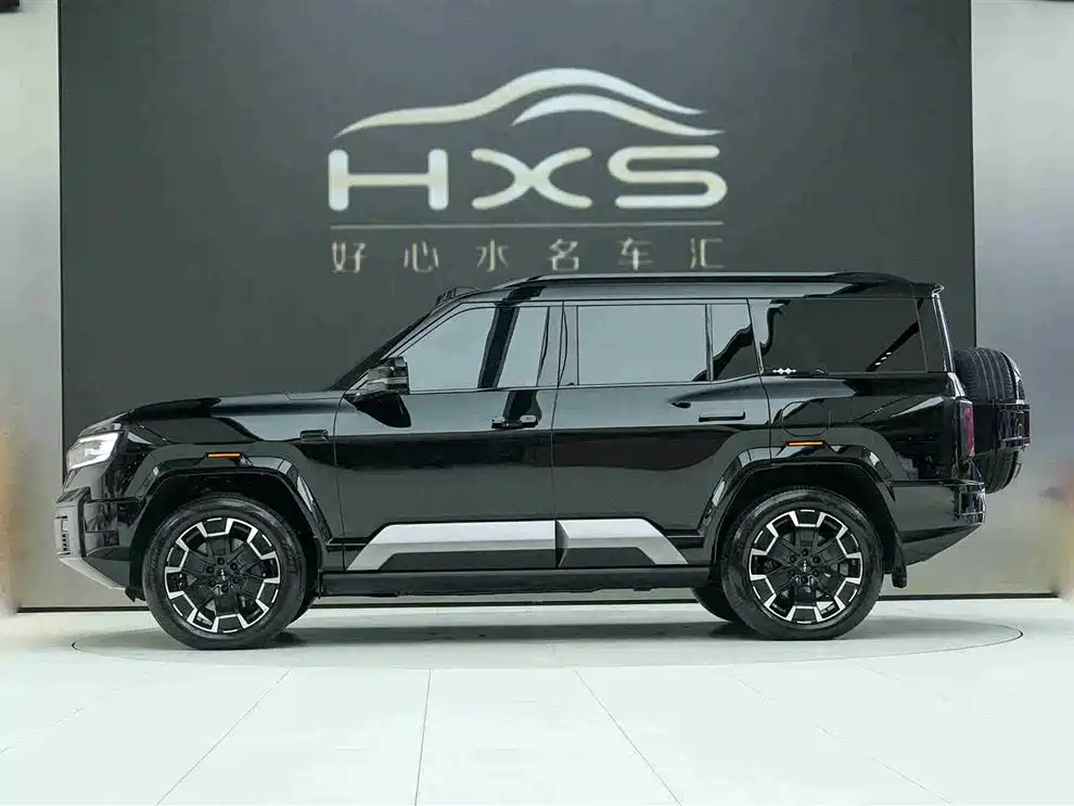 Fangchengbao Leopard 8 2025 Intelligent Courage Flagship 6-seater 2025 - thumbnail 3