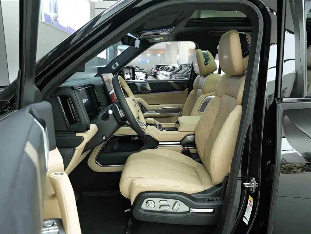 Fangchengbao Leopard 8 2025 Intelligent Courage Flagship 6-seater 2025 - thumbnail 12