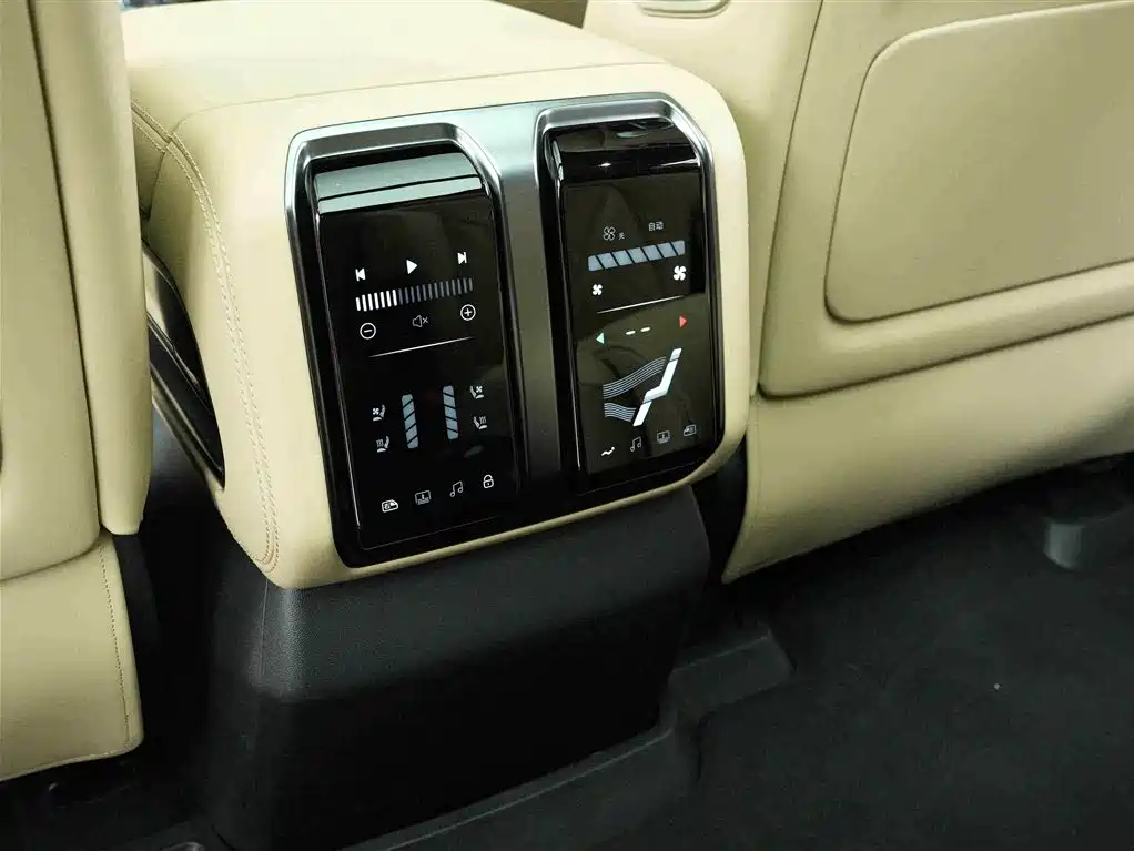 Fangchengbao Leopard 8 2025 Intelligent Courage Flagship 6-seater 2025 - thumbnail 22