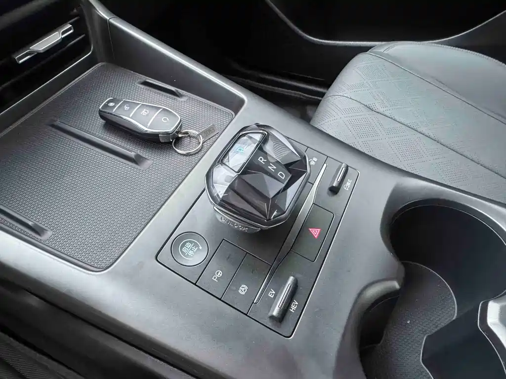 BYD BYD Qin PLUS 2025 DM-i Intelligent Driving Version 120KM Extended Range Model 2025 - thumbnail 6