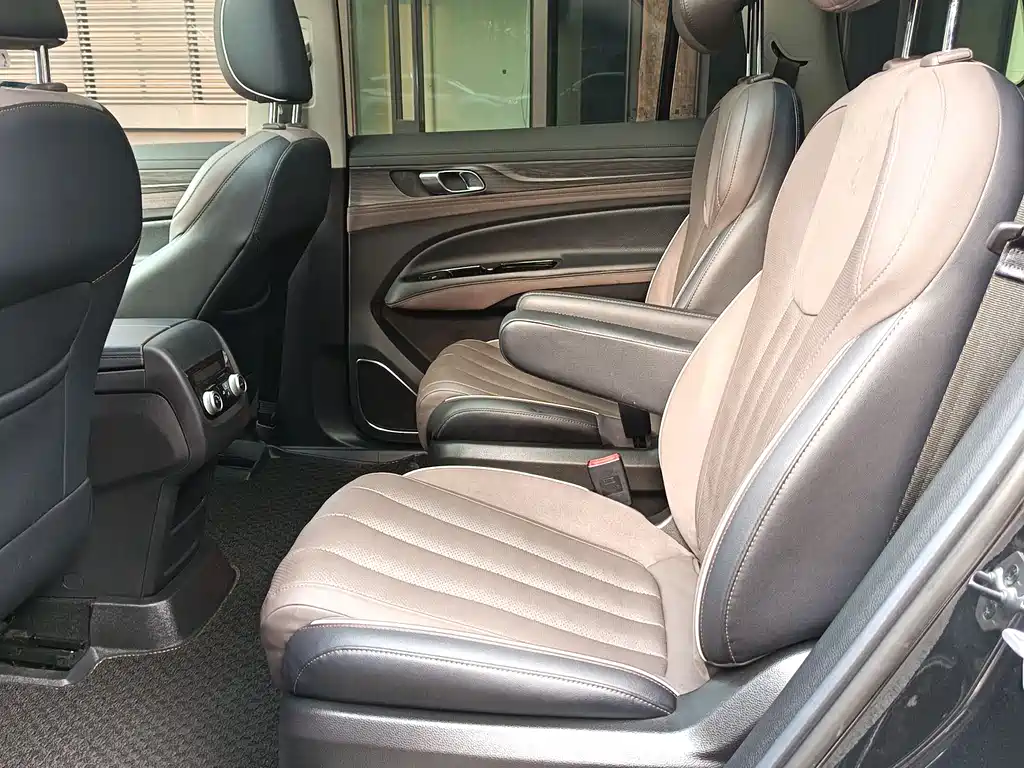 Ford Lingyu 2023 EcoBoost 225 Premium 7-seater (2/2/3) 2023 - thumbnail 6