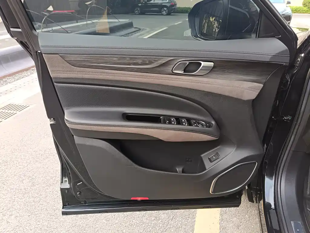 Ford Lingyu 2023 EcoBoost 225 Premium 7-seater (2/2/3) 2023 - thumbnail 13