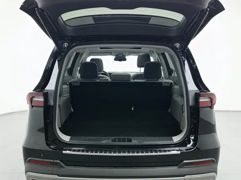 Ford Lingyu 2023 EcoBoost 225 Premium 7-seater (2/3/2) 2023 - thumbnail 16