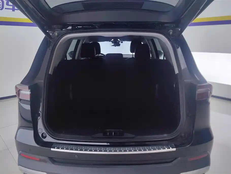 Ford Lingyu 2021 EcoBoost 225 Premium 7-seater 2021 - thumbnail 4