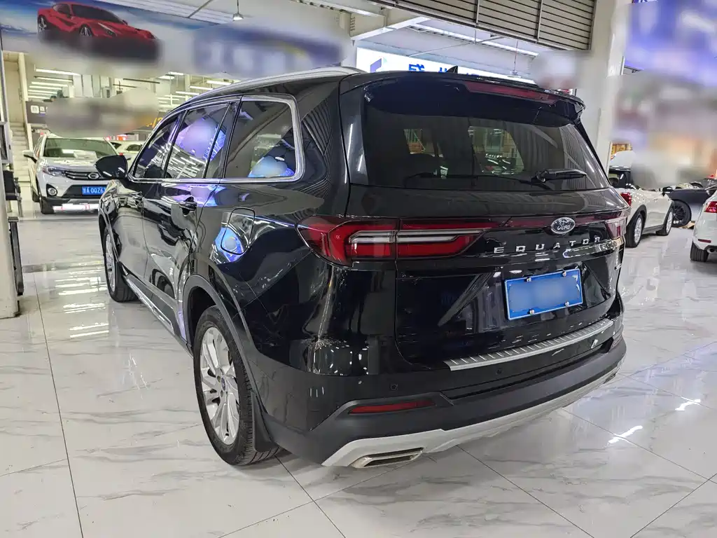 Ford Lingyu 2021 EcoBoost 225 Platinum Edition 6-seater 2021 - thumbnail 4