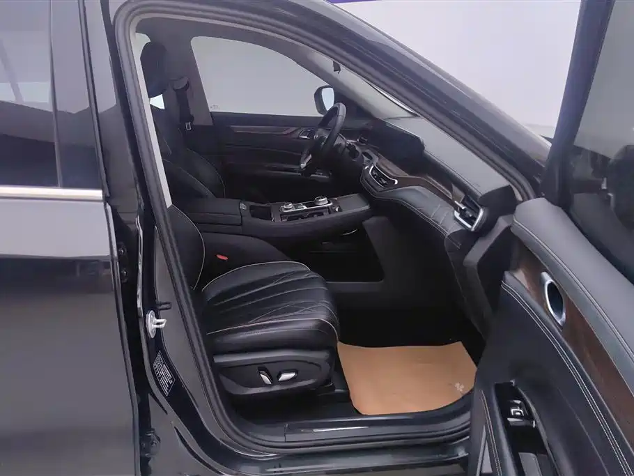 Ford Lingyu 2021 EcoBoost 225 Premium 7-seater 2021 - thumbnail 8