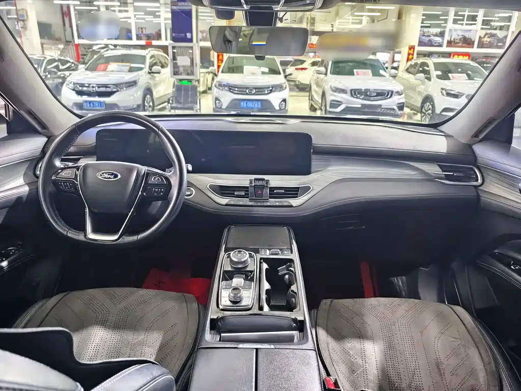 Ford Lingyu 2021 EcoBoost 225 Platinum Edition 6-seater 2021 - thumbnail 8