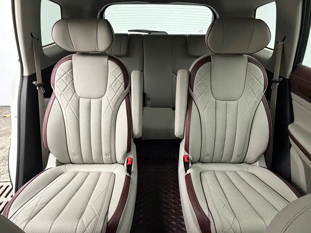 Ford Lingyu 2021 EcoBoost 225 Premium 6-seater 2022 - thumbnail 11