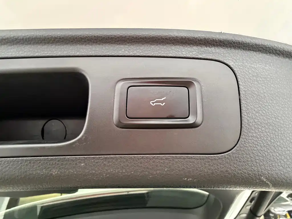 Ford Lingyu 2021 EcoBoost 225 Premium 6-seater 2022 - thumbnail 14