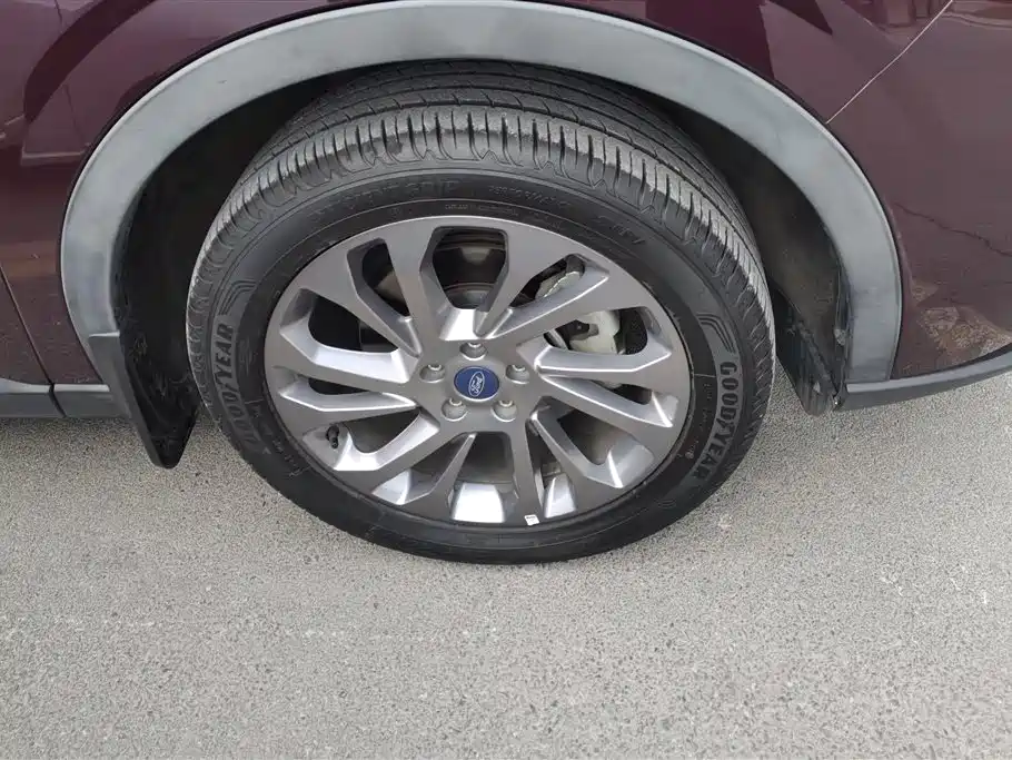 Ford Lingyu 2021 EcoBoost 225 Premium 7-seater 2021 - thumbnail 6