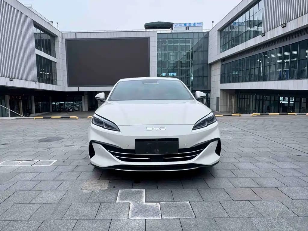 BYD BYD Seal 06 2025 DM-i Intelligent Driving Version 120km Premium Model 2025 - thumbnail 2