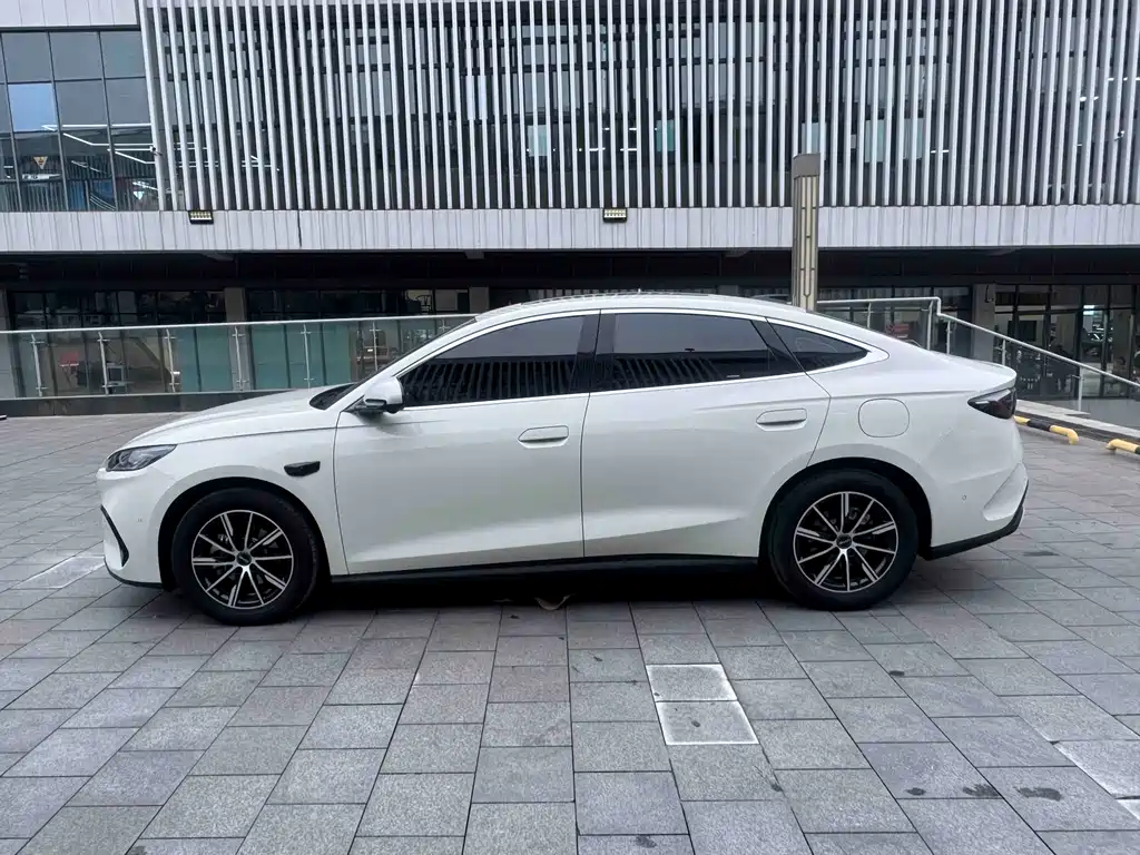 BYD BYD Seal 06 2025 DM-i Intelligent Driving Version 120km Premium Model 2025 - thumbnail 11