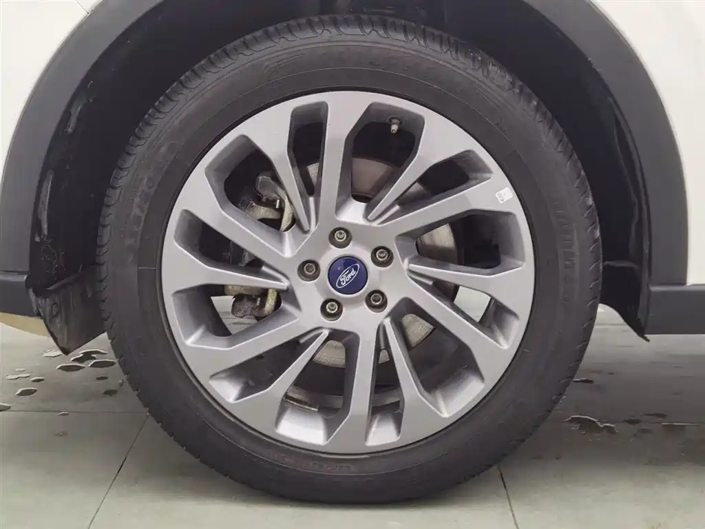 Ford Lingyu 2021 EcoBoost 225 Premium 6-seater 2021 - thumbnail 17
