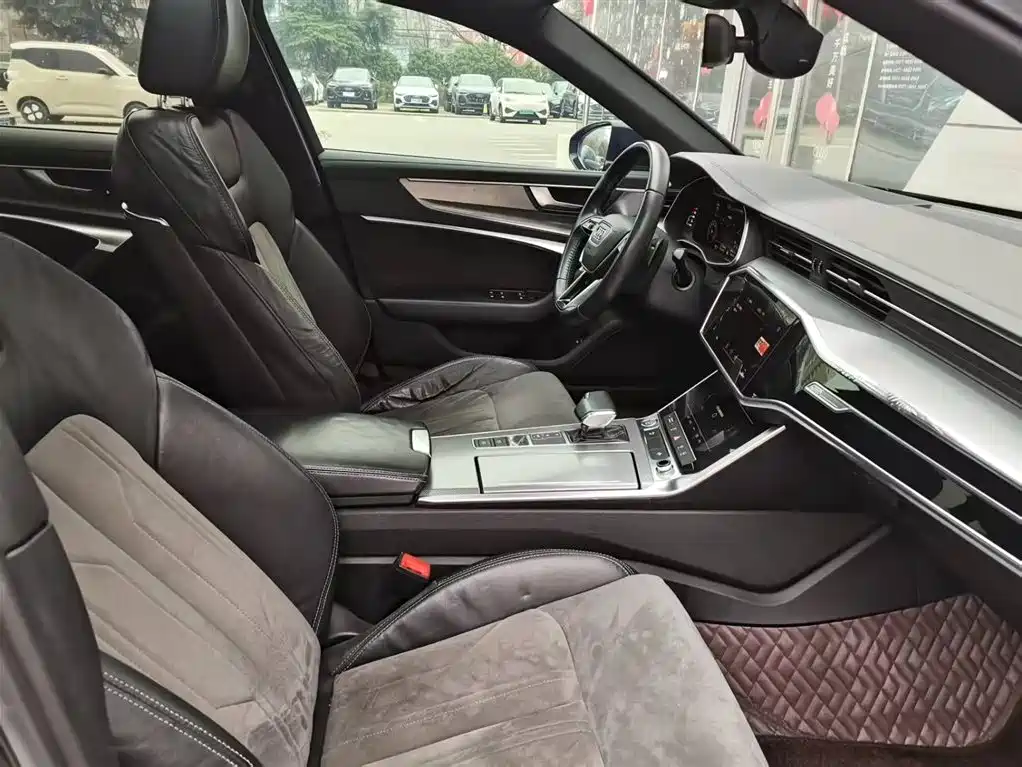 Audi Audi A6L 2019 40 TFSI Luxury Dynamic Model 2019 - thumbnail 12