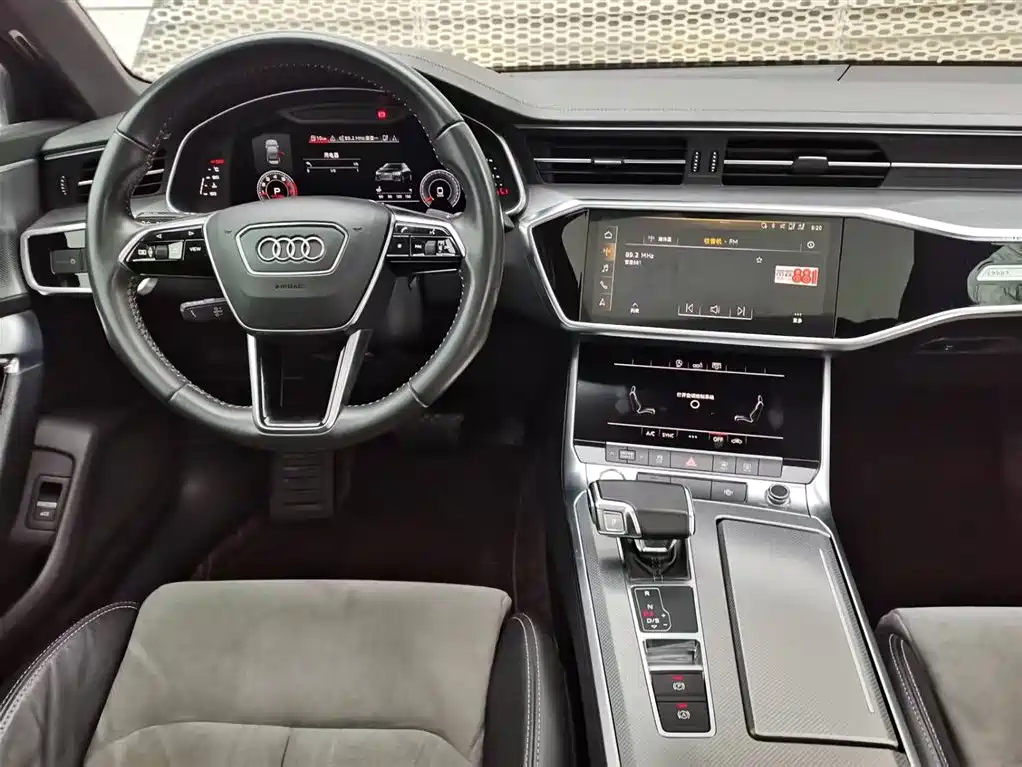Audi Audi A6L 2019 40 TFSI Luxury Dynamic Model 2019 - thumbnail 15