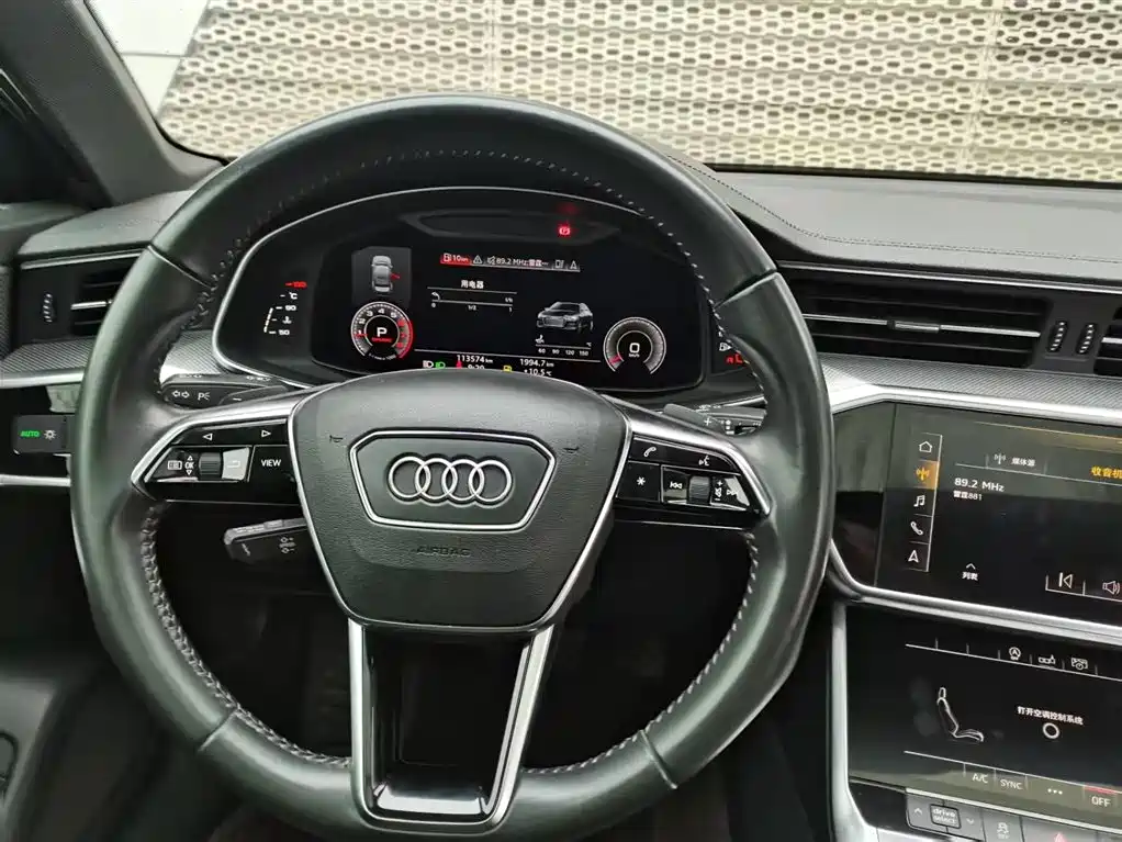 Audi Audi A6L 2019 40 TFSI Luxury Dynamic Model 2019 - thumbnail 18