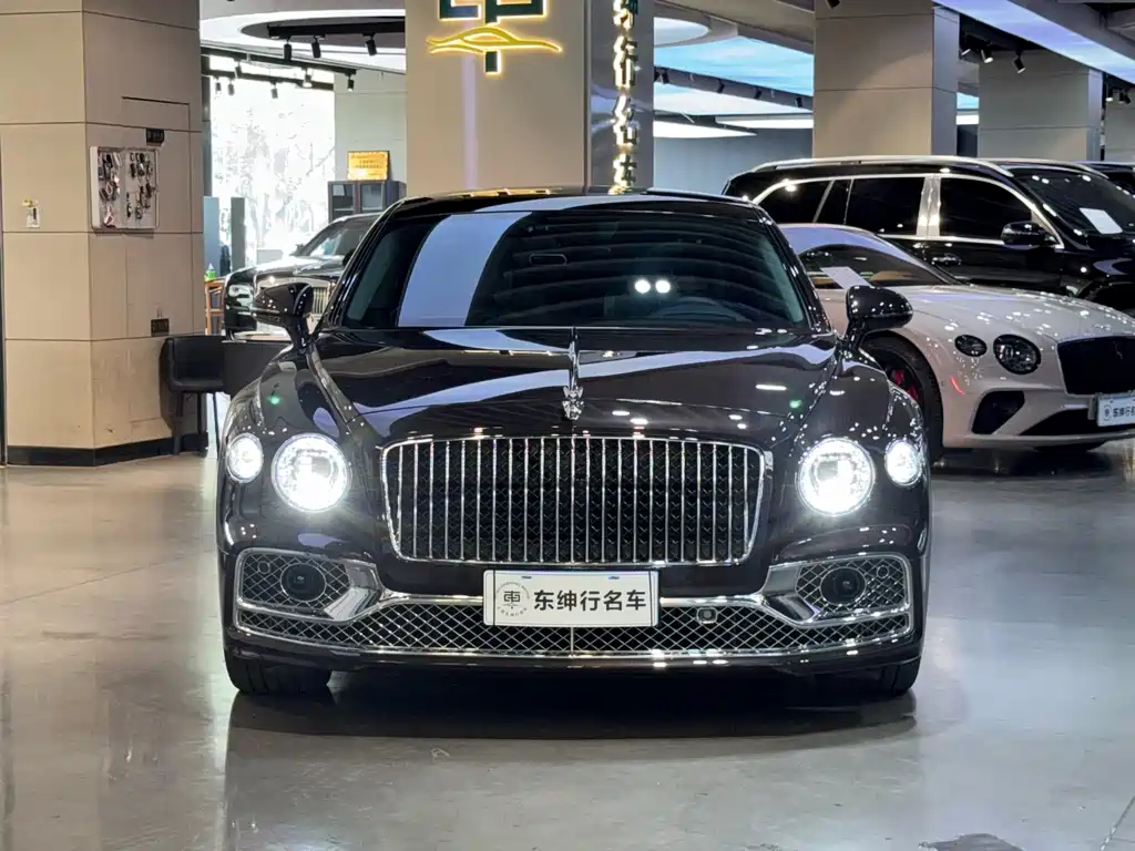 Bentley Bentley Flying Spur 2023 4.0T V8 Mulliner Edition 2023 - thumbnail 2