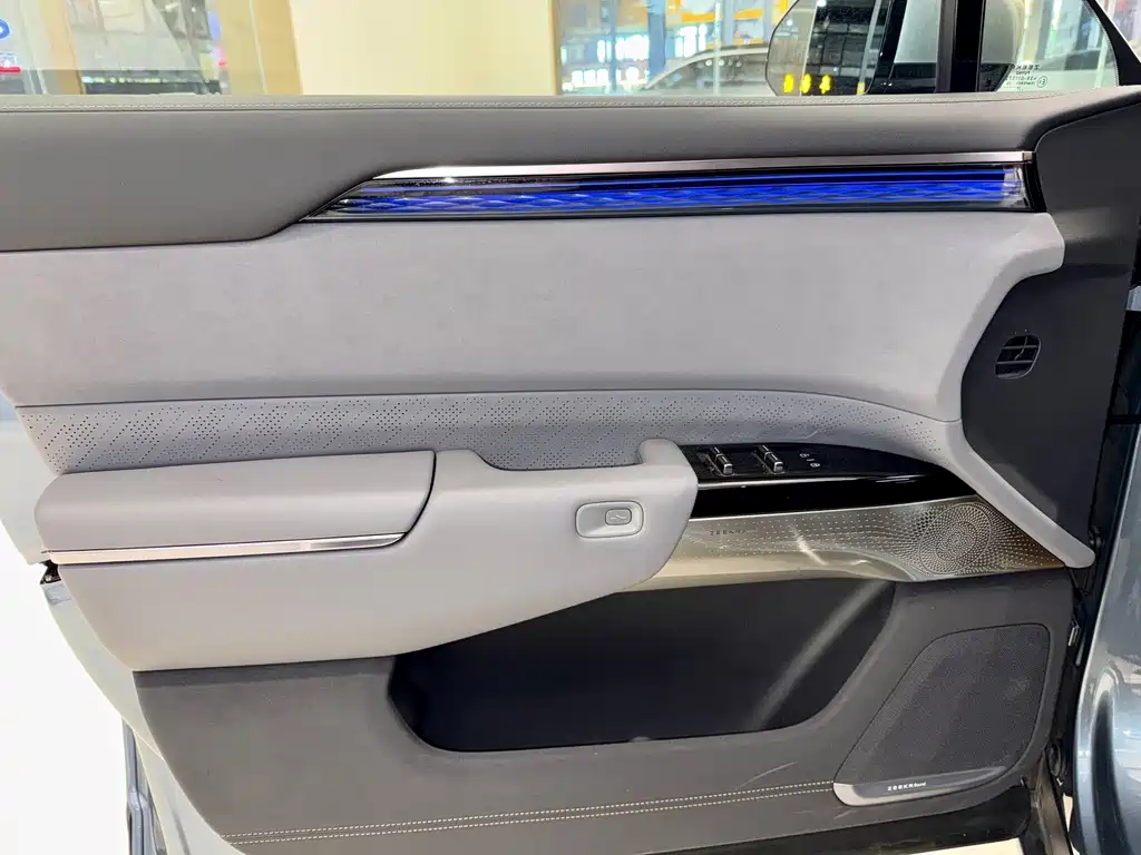 Zeekr Zeekr 7X 2025 Model 75kWh Rear-Wheel Drive Intelligent Driving Version 2024 - thumbnail 9