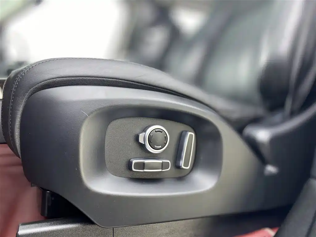 Land Rover Range Rover 2016 3.0 SC V6 Vogue SE Autobiography Long Wheelbase 2016 - thumbnail 25