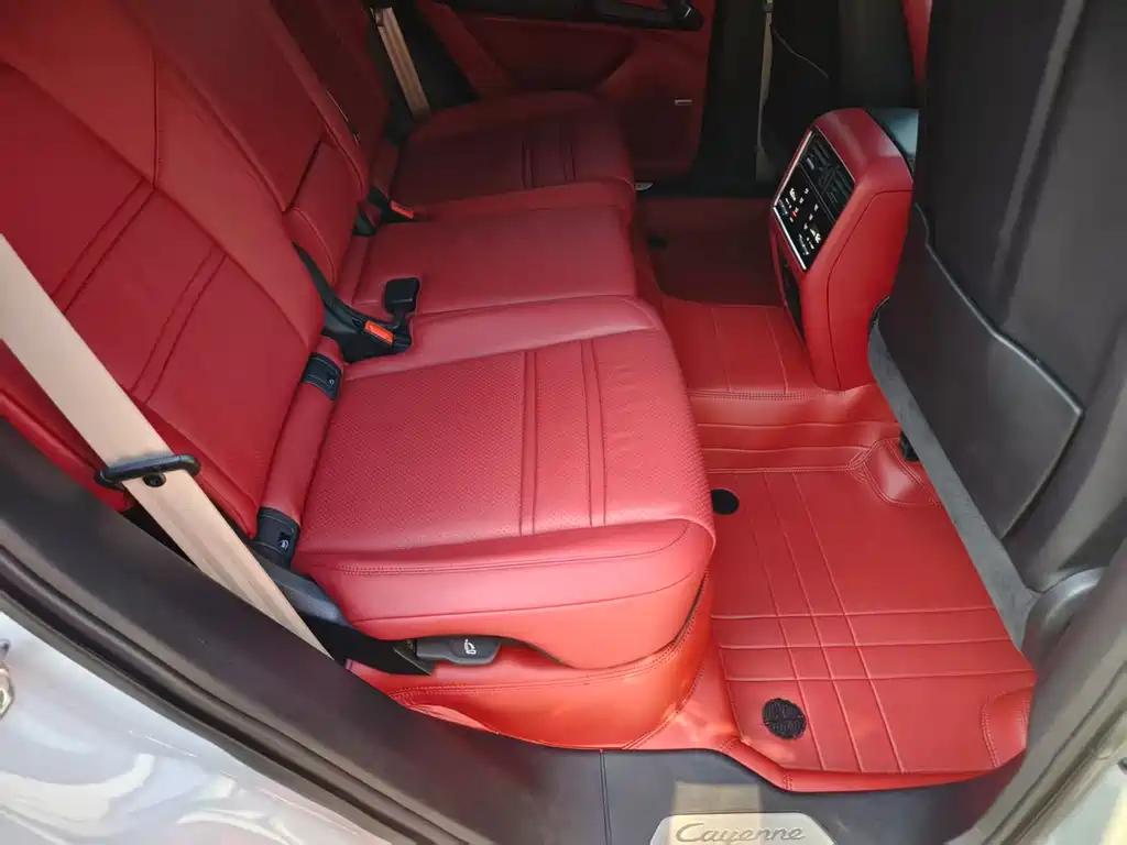 Porsche Porsche Cayenne 2023 Model Year Cayenne 3.0T Platinum Edition 2023 - thumbnail 12