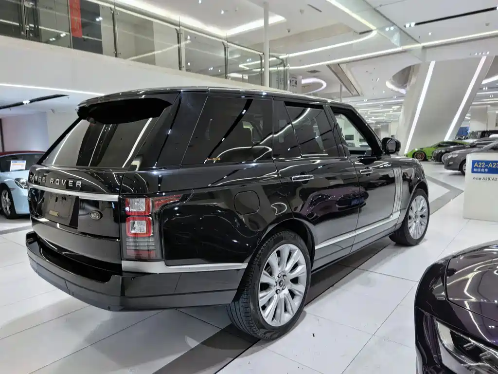 Land Rover Range Rover 2013 NA 5.0 V8 Vogue SE 2013 - thumbnail 12