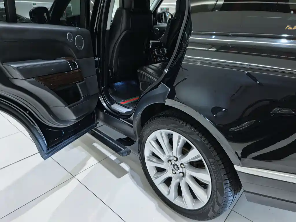 Land Rover Range Rover 2013 NA 5.0 V8 Vogue SE 2013 - thumbnail 14