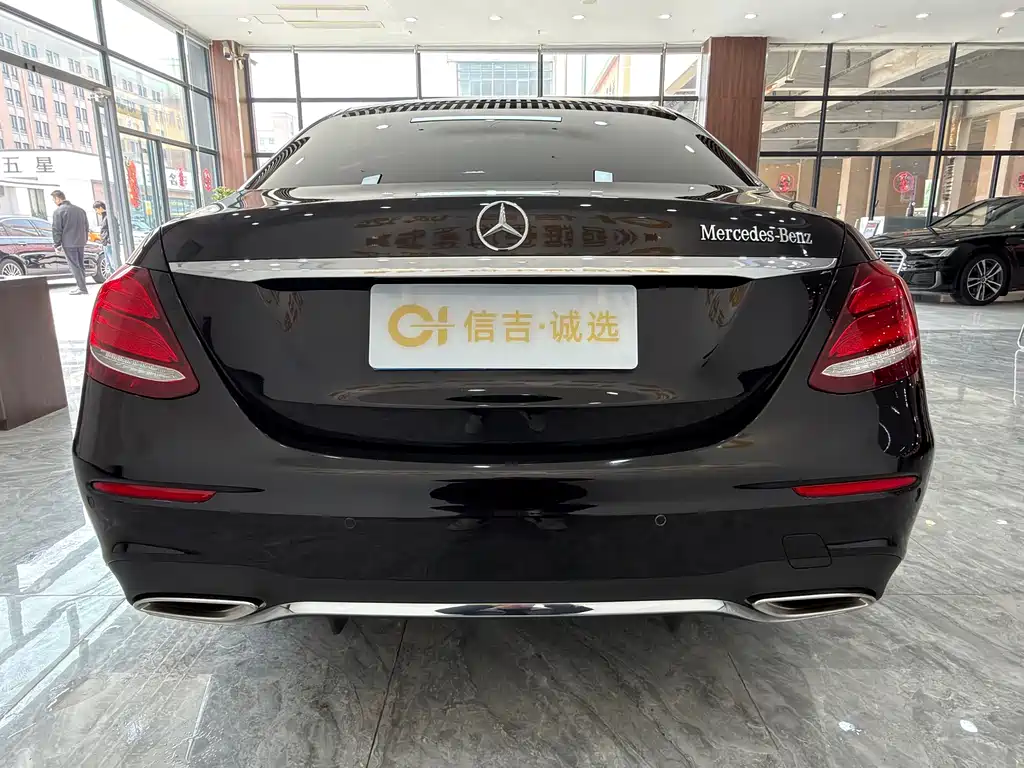 Mercedes-Benz Mercedes-Benz E-Class 2018 E 200 L Sport 2018 - thumbnail 4