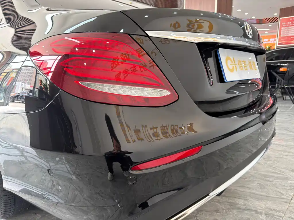 Mercedes-Benz Mercedes-Benz E-Class 2018 E 200 L Sport 2018 - thumbnail 6